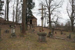 15 Hřbitov v zaniklé vsi Skoky Mariastock   